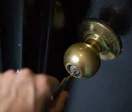 Safe Key Store Dallas, TX 972-908-5977 - 13-Key-Broke-In-Lock